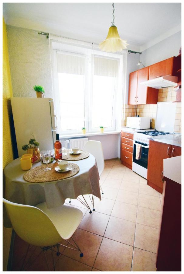 Color24 Apartament VI Stalowa Wola Bagian luar foto